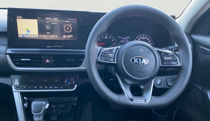 2021 KIA SELTOS HTX ANNIVERSARY EDITION 1.5 PETROL CVT, Petrol, Automatic, 1,01,026 km, Steering Wheel Close Up