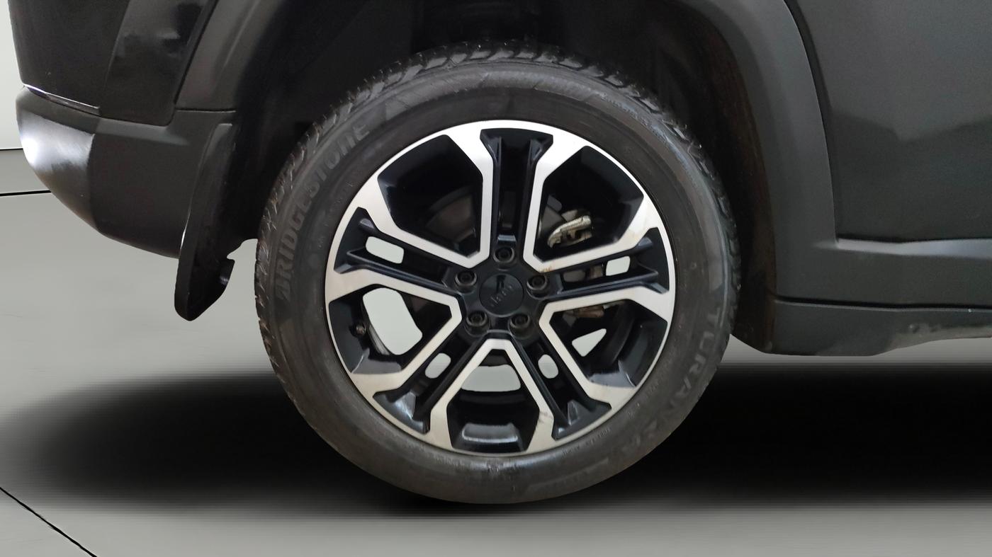 2023 Jeep Compass LIMITED (O) 1.4 PETROL DCT, Petrol, Automatic, 49,877 km, Right Rear Wheel