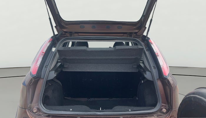 2015 Fiat Avventura ACTIVE 1.4, Petrol, Manual, 54,050 km, Boot Open Zoomed View