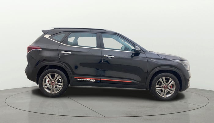 2020 KIA SELTOS HTX 1.5 PETROL, Petrol, Manual, 1,07,498 km, Right Side View