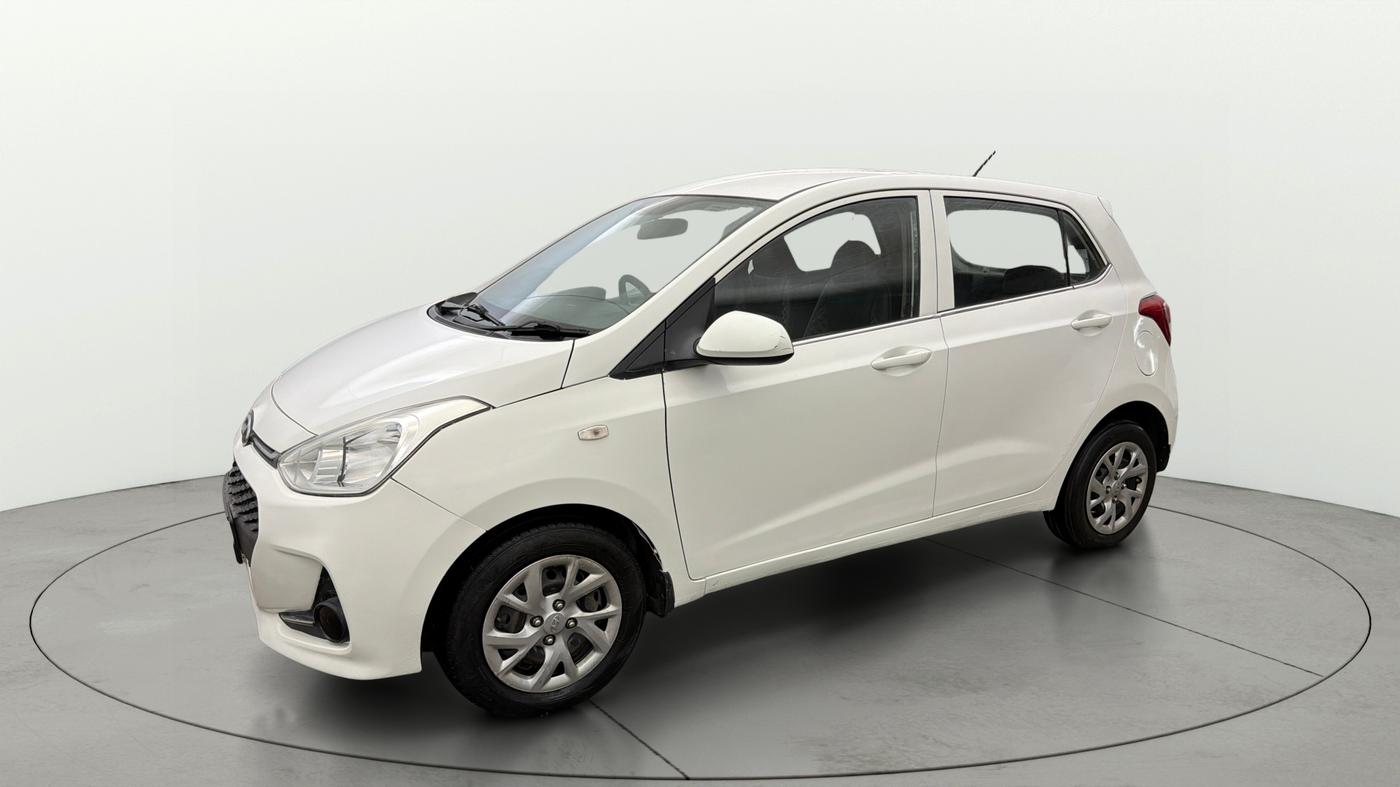 2017 Hyundai Grand i10 ASTA 1.2 KAPPA VTVT, Petrol, Manual, 96,012 km, Left Front Diagonal