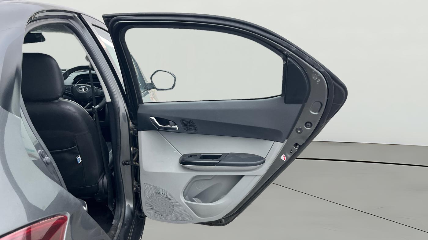 2020 Tata Tiago XZA PLUS PETROL, Petrol, Automatic, 31,205 km, RHS Rear Door