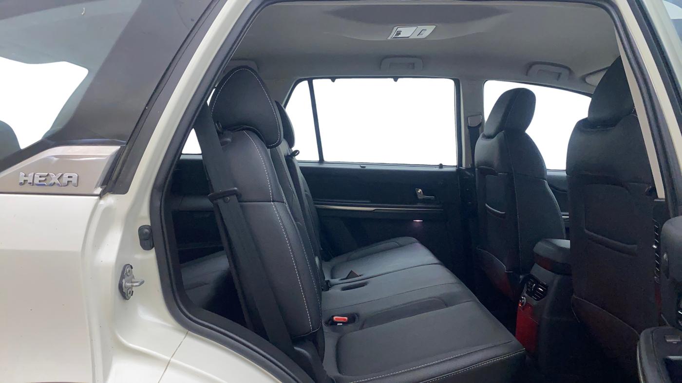 2018 Tata Hexa XT 4X4 7 STR, Diesel, Manual, 1,15,391 km, Right Side Rear Door Cabin