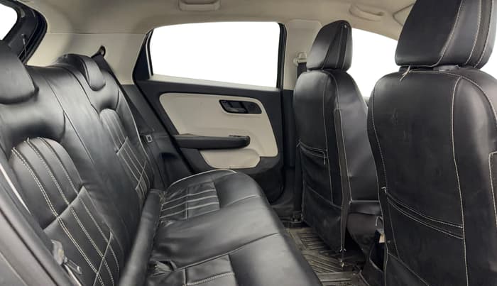 2022 Tata ALTROZ XM PLUS PETROL, Petrol, Manual, 63,153 km, Right Side Rear Door Cabin