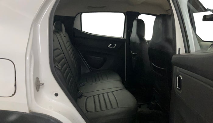 2021 Renault Kwid CLIMBER 1.0 (O), Petrol, Manual, 49,463 km, Right Side Rear Door Cabin