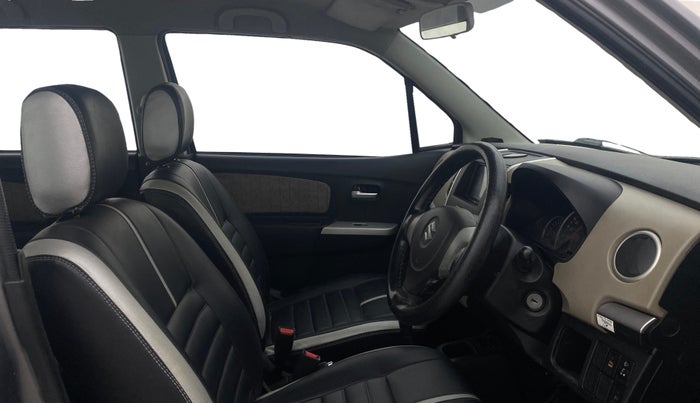 2016 Maruti Wagon R 1.0 VXI AMT, Petrol, Automatic, 61,856 km, Right Side Front Door Cabin