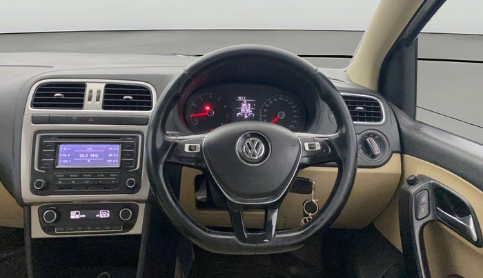 2014 Volkswagen Polo HIGHLINE1.2L, Petrol, Manual, 1,28,170 km, Steering Wheel Close Up