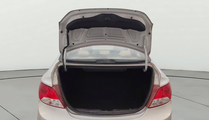 2013 Hyundai Verna FLUIDIC 1.6 VTVT SX, Petrol, Manual, 50,683 km, Boot Door Open