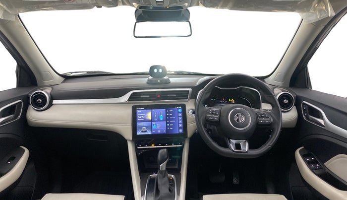 2023 MG ASTOR SAVVY 1.5 CVT, Petrol, Automatic, 17,710 km, Dashboard
