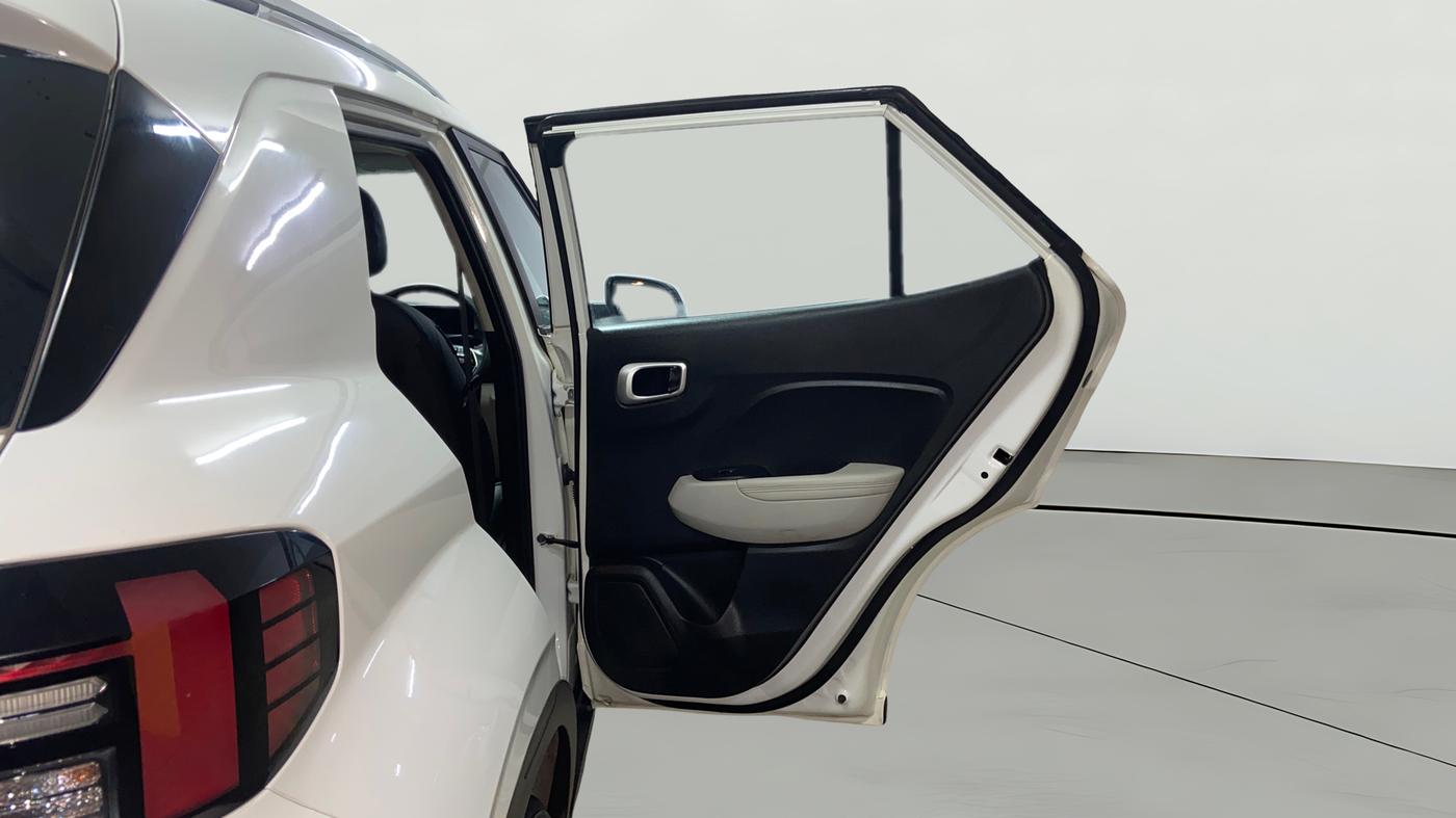 2022 Hyundai VENUE SX (O) 1.0 TURBO DCT, Petrol, Automatic, 37,805 km, RHS Rear Door