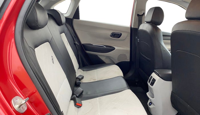 2023 Hyundai NEW I20 ASTA (O) 1.2 MT, Petrol, Manual, 24,380 km, Right Side Rear Door Cabin