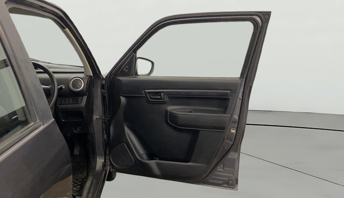 2021 Maruti S PRESSO VXI+, Petrol, Manual, 30,537 km, RHS Front Door