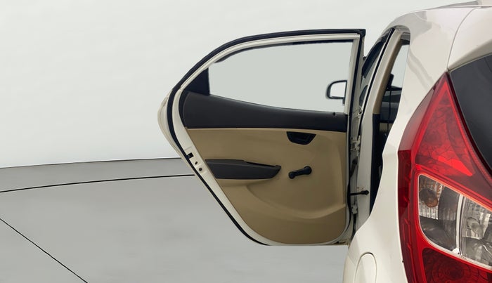 2015 Hyundai Eon MAGNA +, Petrol, Manual, 77,507 km, LHS Rear Door