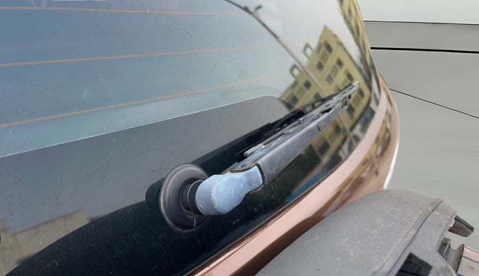 2017 Ford Ecosport TITANIUM 1.5L PETROL, Petrol, Manual, 1,22,866 km, Rear Wiper