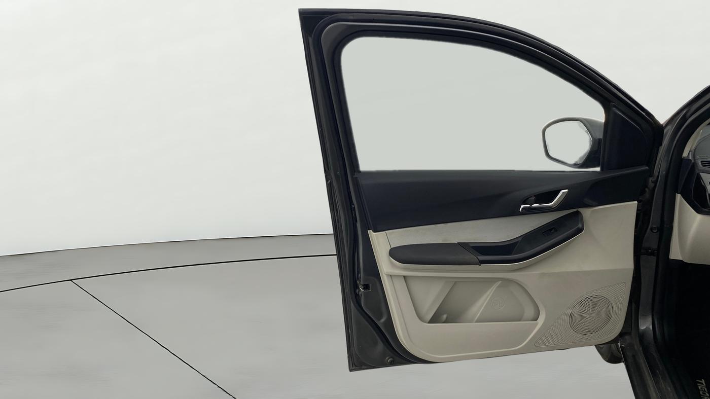 2022 Tata TIGOR XZA PLUS PETROL, Petrol, Automatic, 15,839 km, LHS Front Door