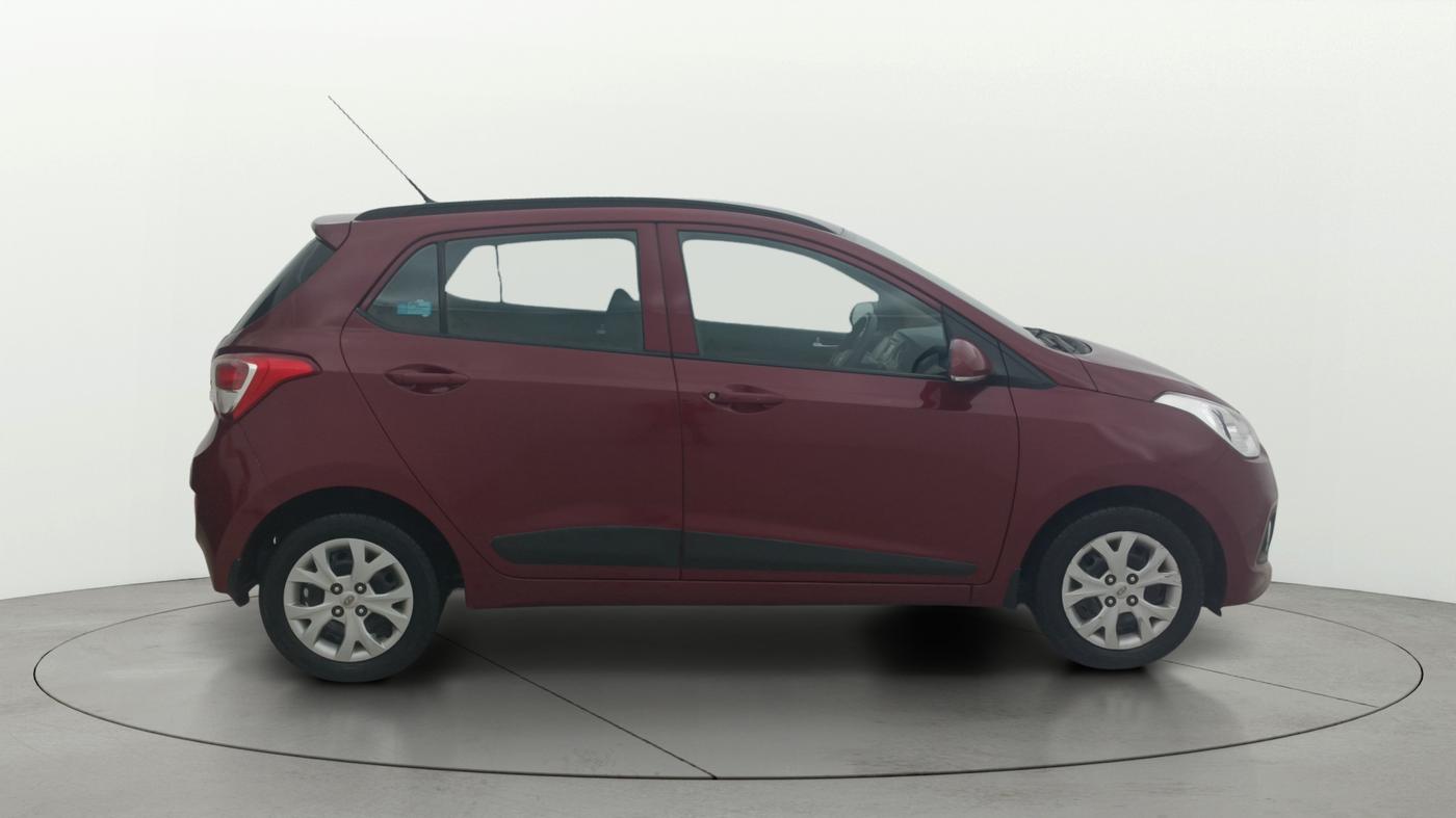 2015 Hyundai Grand i10 SPORTZ 1.2 KAPPA VTVT, Petrol, Manual, 67,581 km, Right Side View