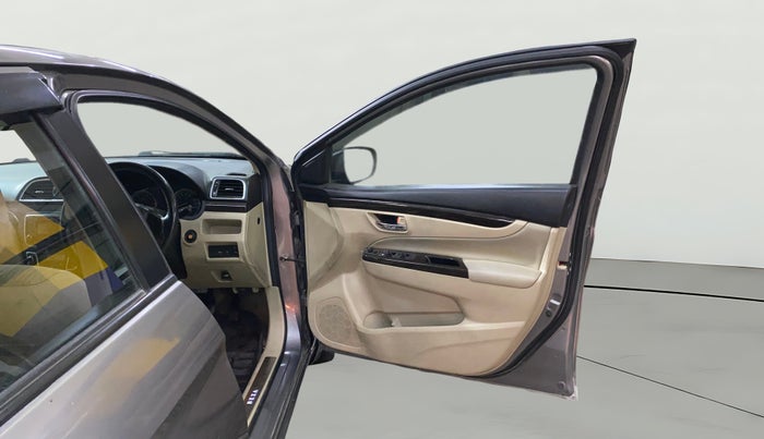 2018 Maruti Ciaz ZETA 1.4  MT PETROL, Petrol, Manual, 47,167 km, RHS Front Door