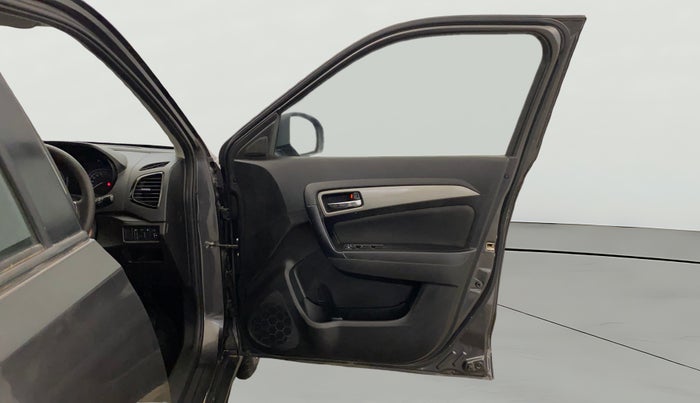 2018 Maruti Vitara Brezza ZDI, Diesel, Manual, 78,858 km, RHS Front Door