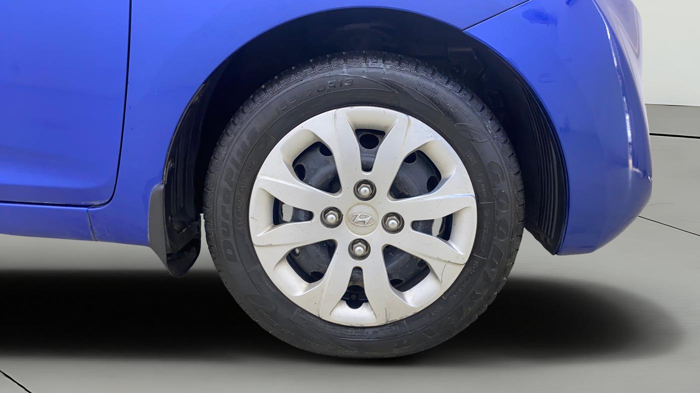 2016 Hyundai Eon MAGNA +, Petrol, Manual, 21,885 km, Right Front Wheel