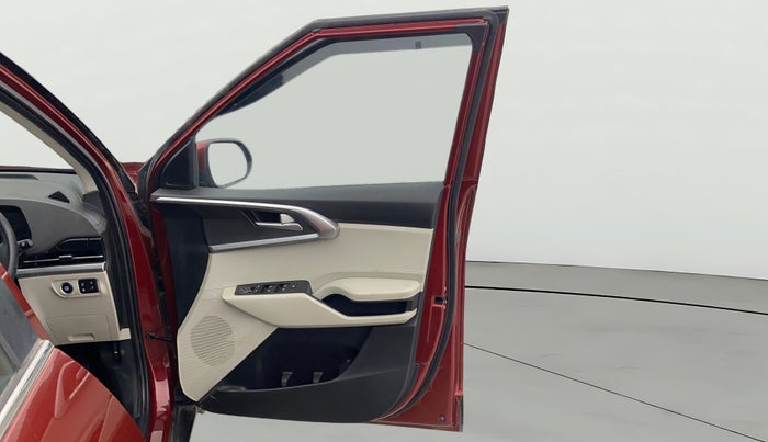 2023 KIA CARENS PRESTIGE PLUS 1.5 PETROL DCT 7 STR, Petrol, Automatic, 4,955 km, RHS Front Door