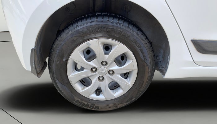 2017 Hyundai Elite i20 SPORTZ 1.2, Petrol, Manual, 37,236 km, Right Rear Wheel