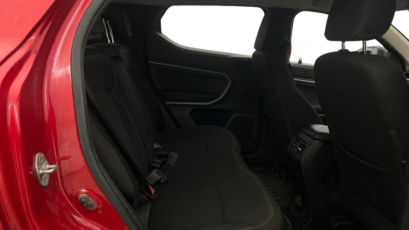 2021 Renault Kiger RXZ TURBO CVT, Petrol, Automatic, 46,473 km, Right Side Rear Door Cabin