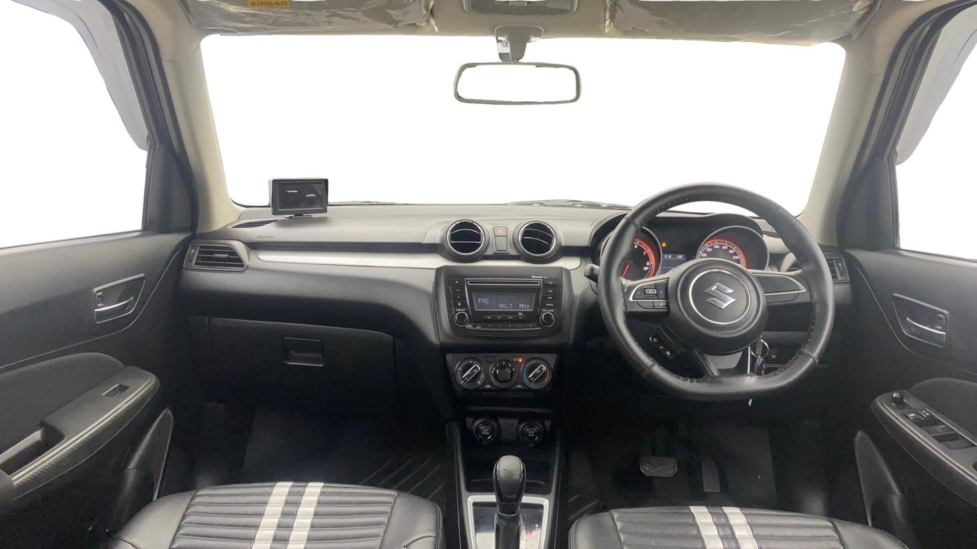2020 Maruti Swift VXI AMT, Petrol, Automatic, 7,372 km, Dashboard