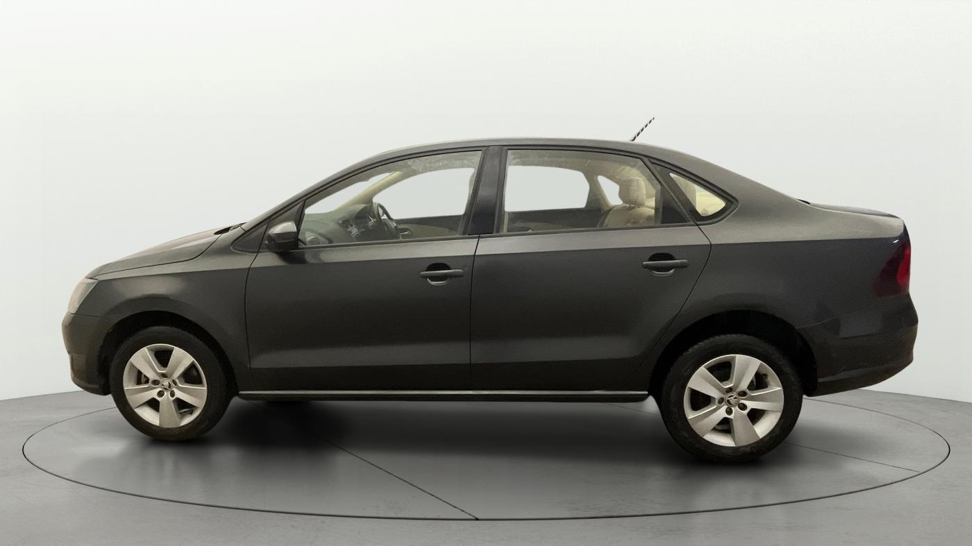 2021 Skoda Rapid AMBITION AT TSI, Petrol, Automatic, 49,975 km, Left Side