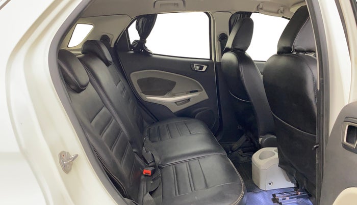 2016 Ford Ecosport TREND 1.5L DIESEL, Diesel, Manual, 1,13,286 km, Right Side Rear Door Cabin