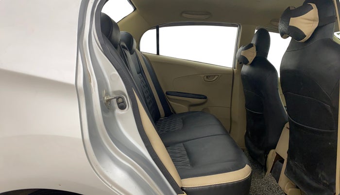 2015 Honda Amaze 1.2L I-VTEC S, Petrol, Manual, 1,07,704 km, Right Side Rear Door Cabin