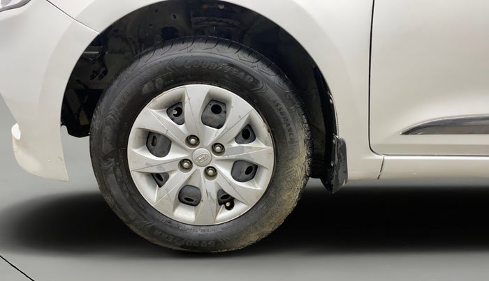 2016 Hyundai Elite i20 SPORTZ 1.2, Petrol, Manual, 49,189 km, Left Front Wheel