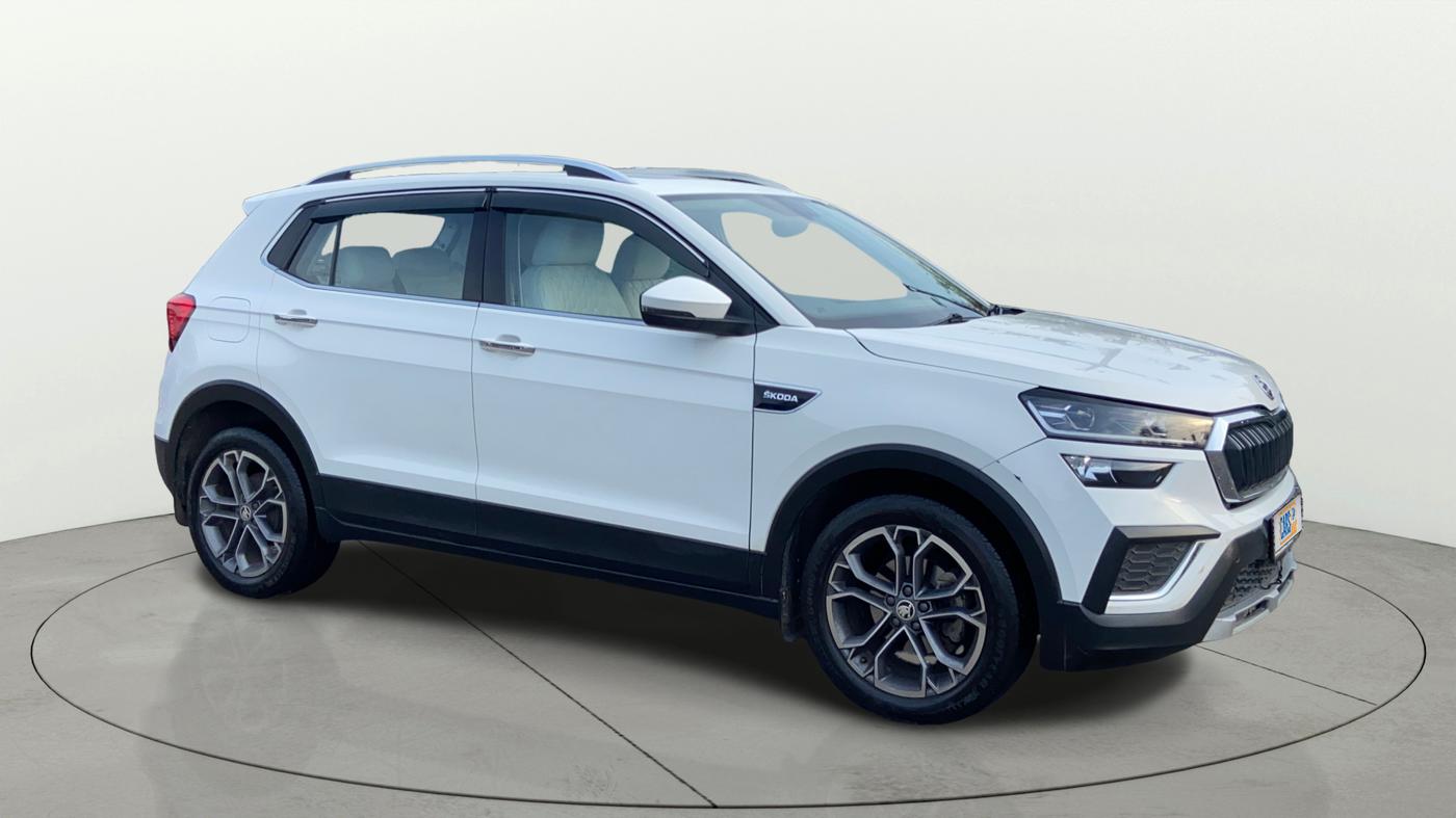 2021 Skoda KUSHAQ STYLE 1.0L TSI AT, Petrol, Automatic, 41,889 km, Right Front Diagonal
