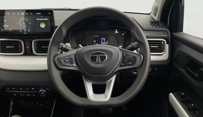 2025 Tata PUNCH Accomplished Plus (S) AMT, Petrol, Automatic, 9,348 km, Steering Wheel Close Up