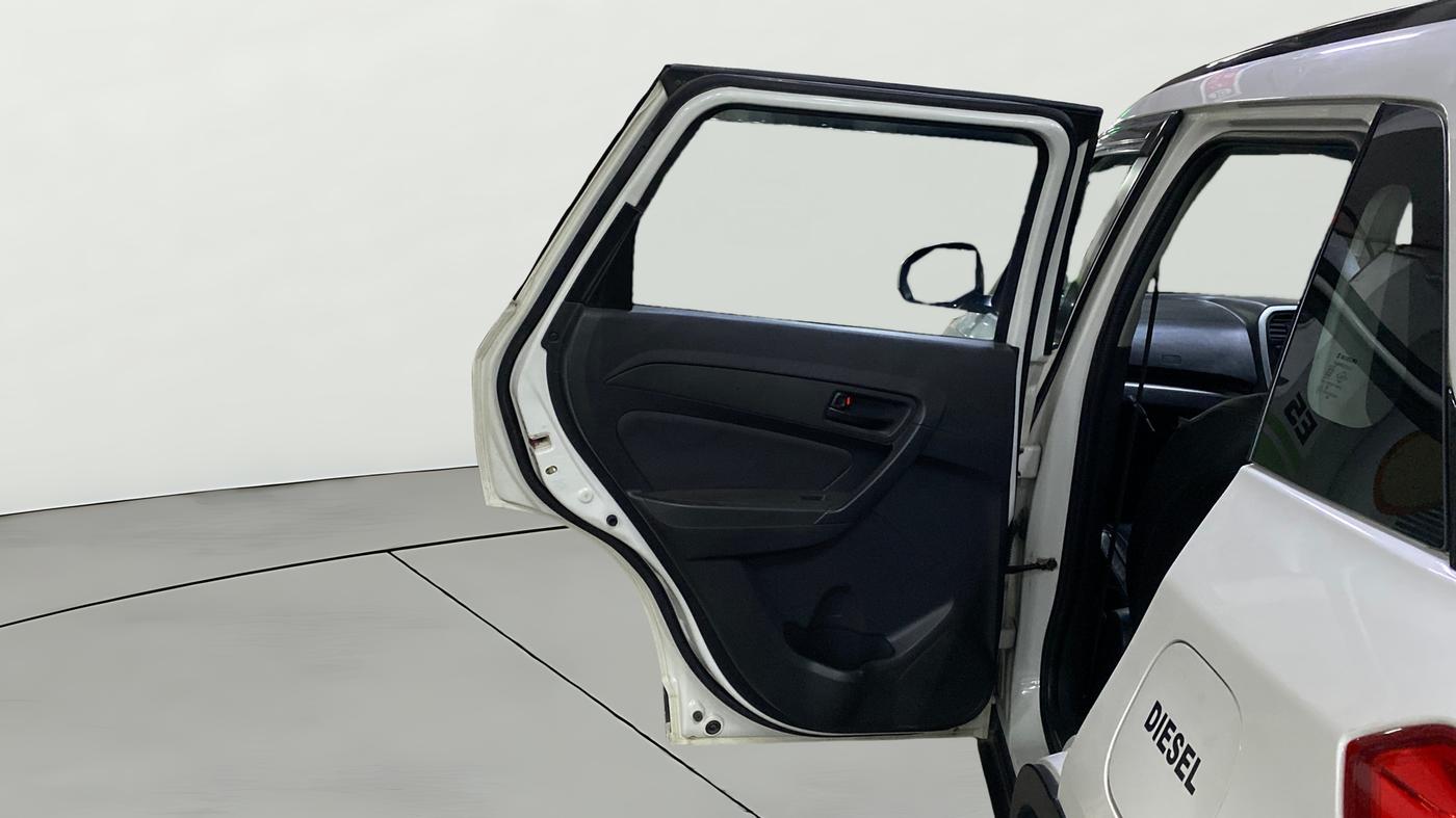 2017 Maruti Vitara Brezza VDI (O), Diesel, Manual, 48,372 km, LHS Rear Door