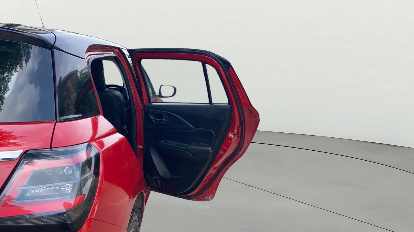 2024 Maruti Swift ZXI PLUS, Petrol, Manual, 49,114 km, RHS Rear Door