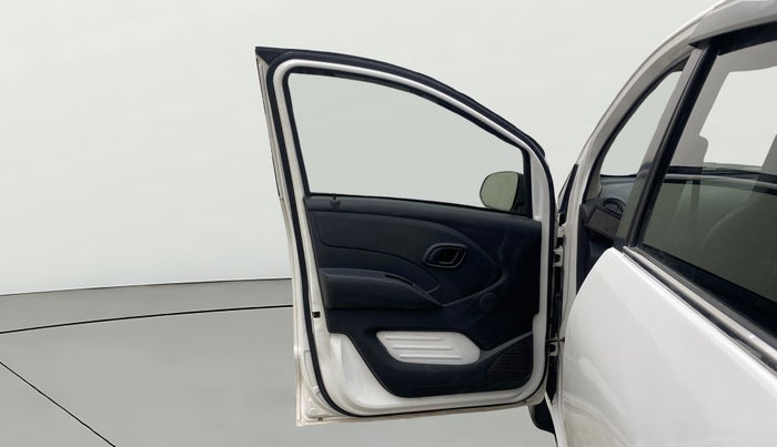 2017 Datsun Redi Go T (O), Petrol, Manual, 36,139 km, LHS Front Door