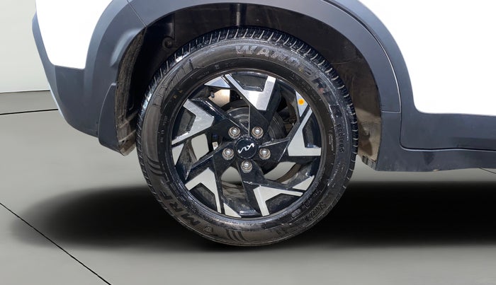 2025 KIA SONET HTK PLUS 1.2 PETROL MT, Petrol, Manual, 1,804 km, Right Rear Wheel