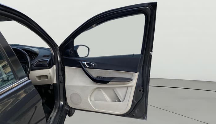 2022 Tata TIGOR XZ PLUS CNG, CNG, Manual, 1,02,167 km, RHS Front Door