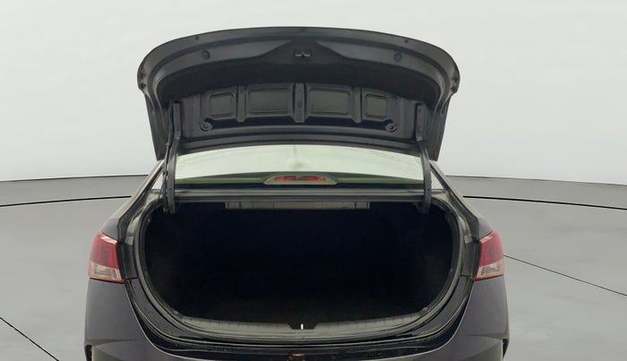 2021 Hyundai Verna SX 1.5 VTVT, Petrol, Manual, 33,636 km, Boot Door Open