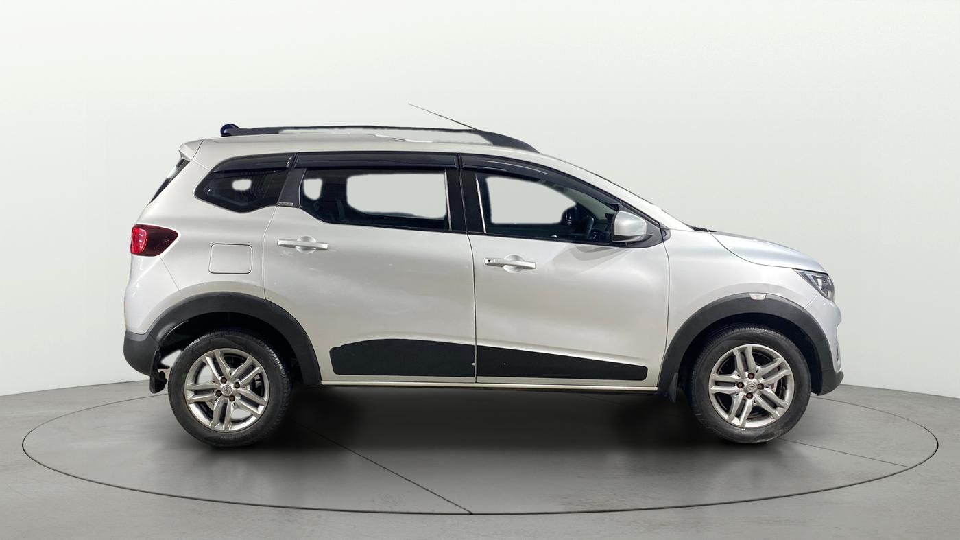 2020 Renault TRIBER RXZ AMT, Petrol, Automatic, 26,707 km, Right Side View