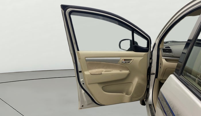 2014 Maruti Ertiga VDI, Diesel, Manual, 98,831 km, LHS Front Door