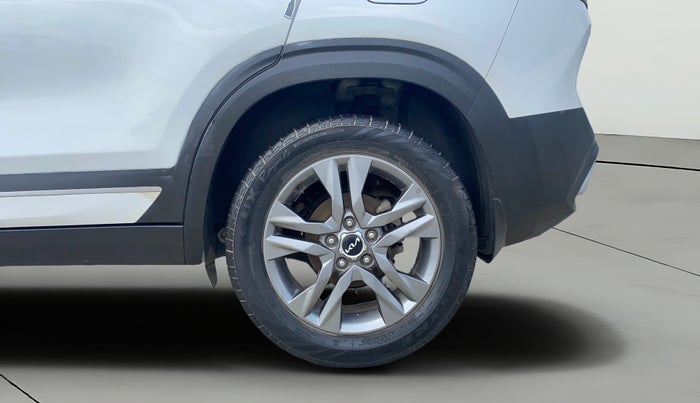 2021 KIA SELTOS HTX 1.5 PETROL, Petrol, Manual, 37,381 km, Left Rear Wheel