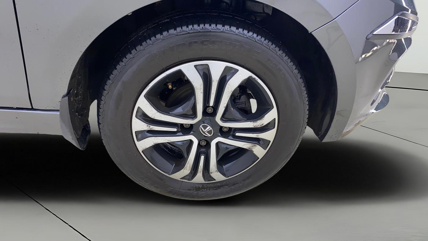2023 Tata Tiago XT PETROL, Petrol, Manual, 35,121 km, Right Front Wheel