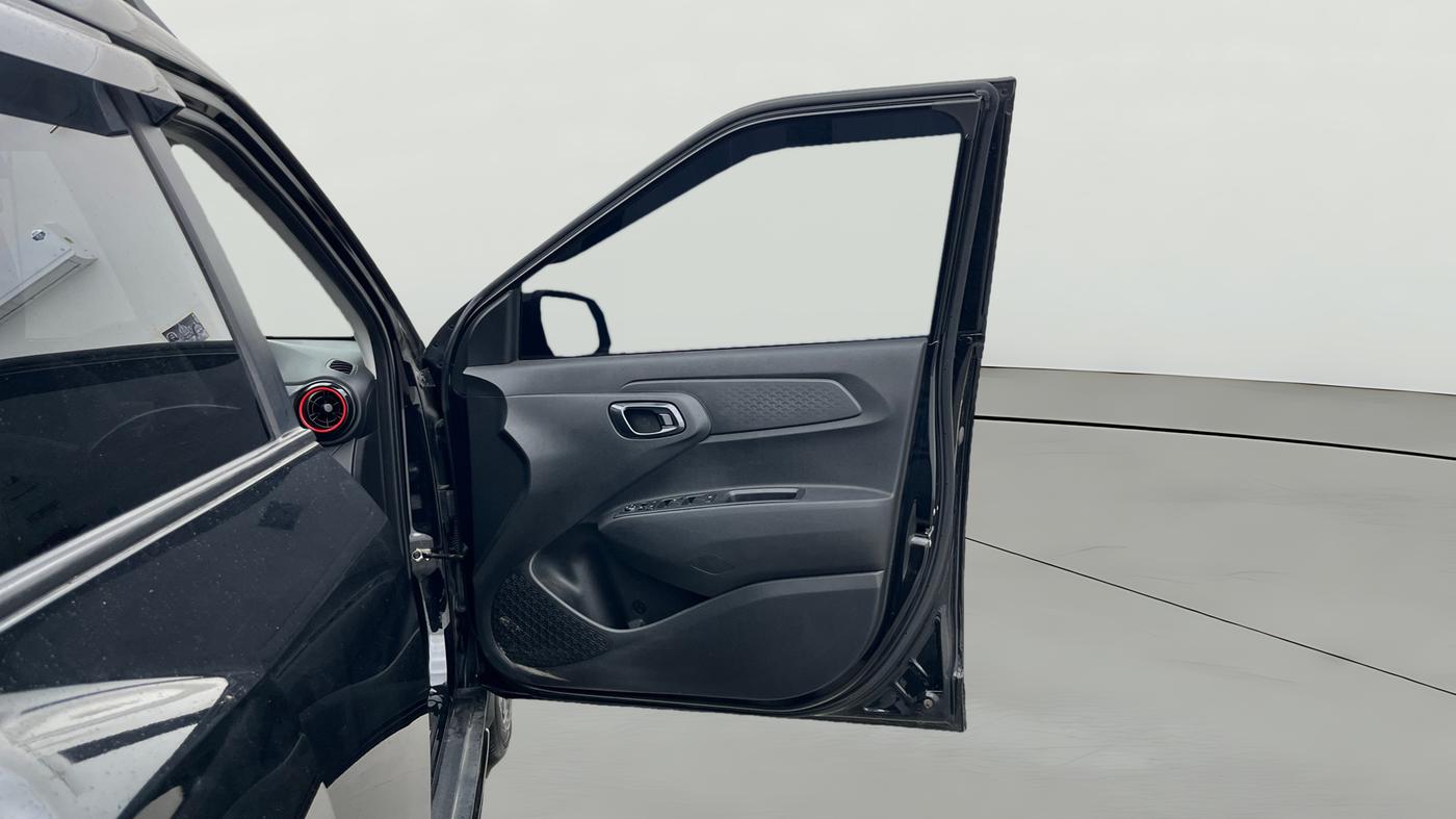 2024 Hyundai EXTER SX (O) Connect 1.2 MT Knight Edition Dual Tone, Petrol, Manual, 12,714 km, RHS Front Door