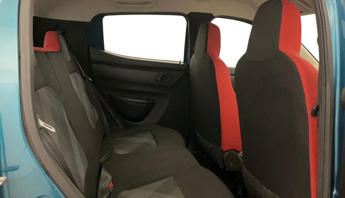 2020 Renault Kwid RXT 1.0 (O), Petrol, Manual, 14,226 km, Right Side Rear Door Cabin