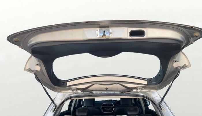 2018 Maruti S Cross ALPHA 1.3, Diesel, Manual, 63,445 km, Boot Door Open