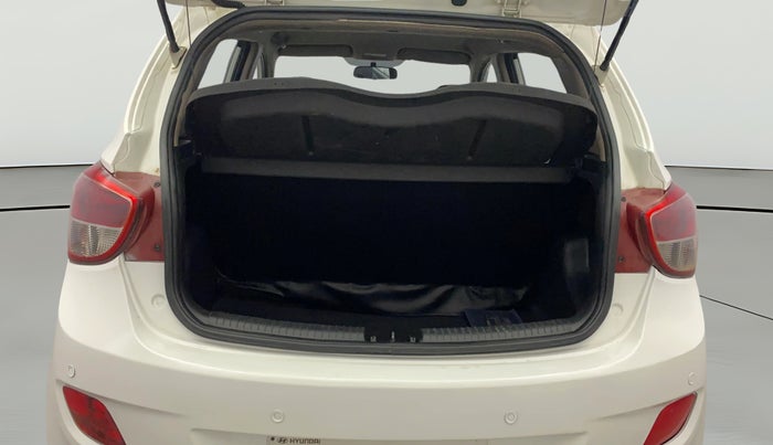 2016 Hyundai Grand i10 MAGNA 1.2 KAPPA VTVT, Petrol, Manual, 99,716 km, Boot Open Zoomed View