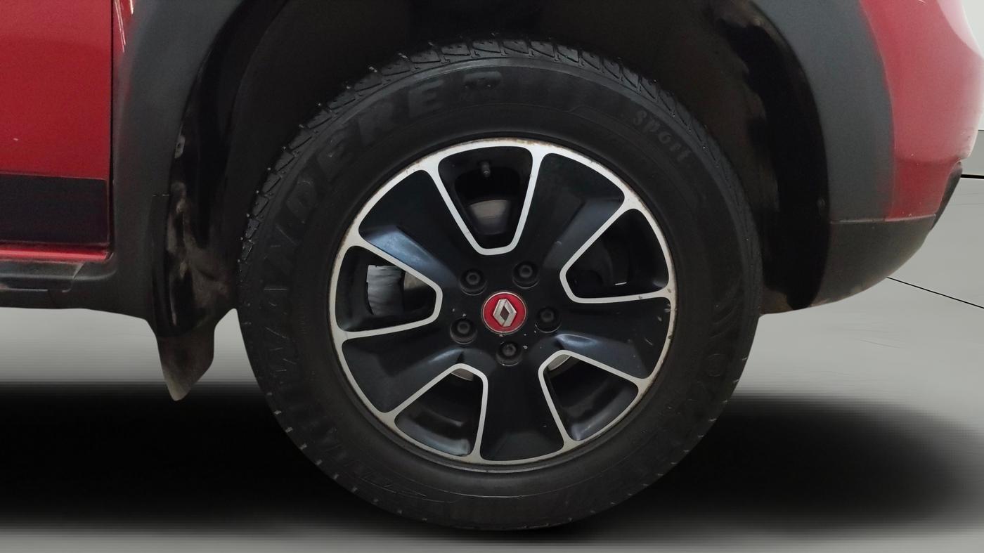2018 Renault Duster RXS CVT, CNG, Automatic, 74,349 km, Right Front Wheel
