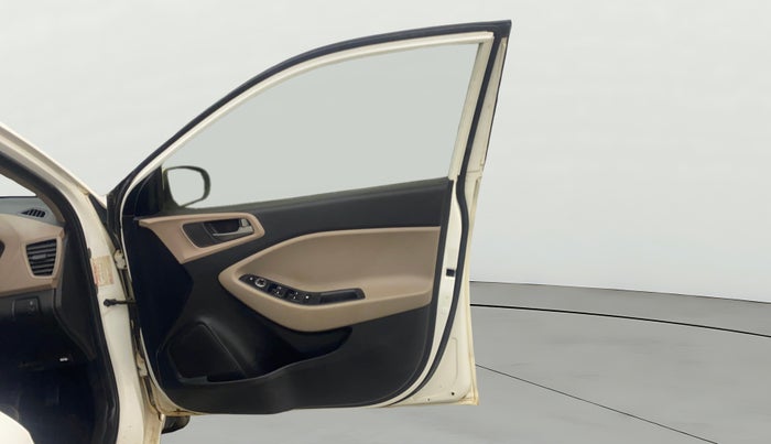 2017 Hyundai Elite i20 ASTA 1.2, Petrol, Manual, 1,06,073 km, RHS Front Door