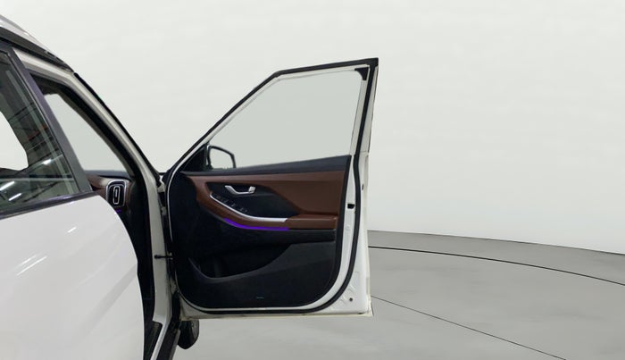 2022 Hyundai ALCAZAR PRESTIGE 2.0 MT 7STR, Petrol, Manual, 26,698 km, RHS Front Door